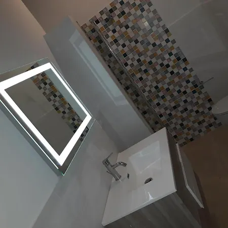 Bed & Breakfast Lady Lucia 4*