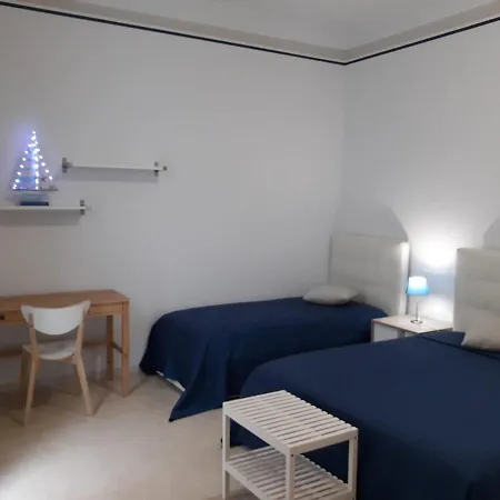 Bed & Breakfast Lady Lucia 4*